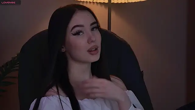 Snapshot of ArianaLim chatting on 05-03-26, 03:37 ArianaLim online show from 05-03-26, 03:37