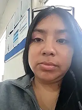 Noa Baker online show from 03-05-26, 01:30