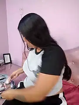 Noa Baker online show from 04-11-26, 12:31