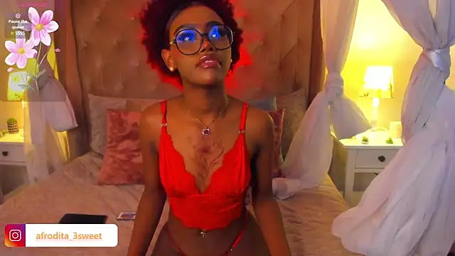 Snapshot of Afrodita_sweeet chatting on 05-12-26, 08:15 Afrodita sweeet online show from 05-12-26, 08:15