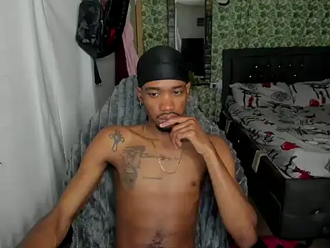 Snapshot of Kofi_exotic_2 chatting on 05-29-26, 04:46 Kofi exotic 2 online show from 05-29-26, 04:46