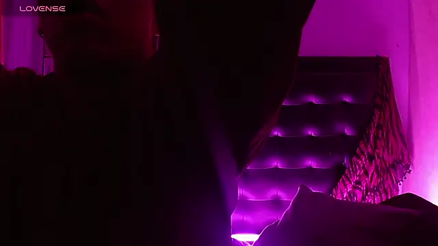 DannyParker  online show from 05-05-26, 06:16