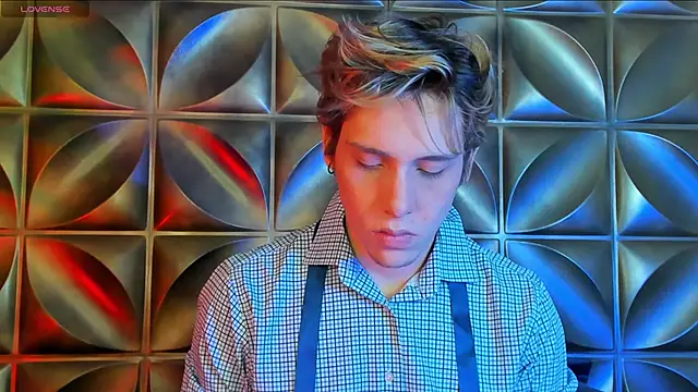 DannyParker  online show from 02-18-26, 04:32