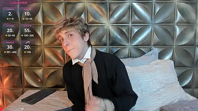 DannyParker  online show from 03-07-26, 04:30