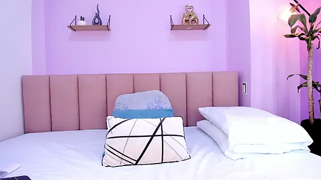 sam doll  online show from 04-15-26, 07:29