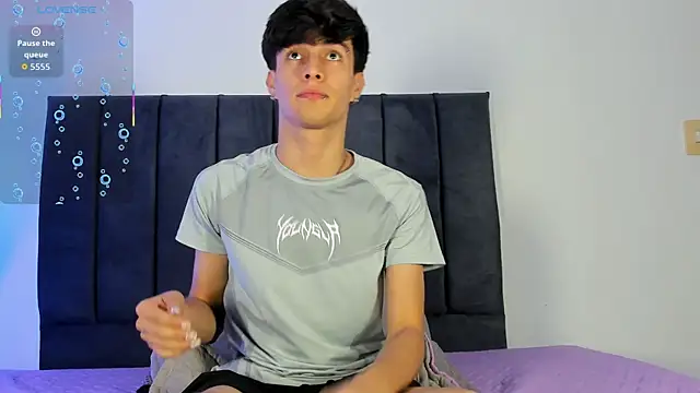 axxxel twink online show from 03-30-26, 12:56