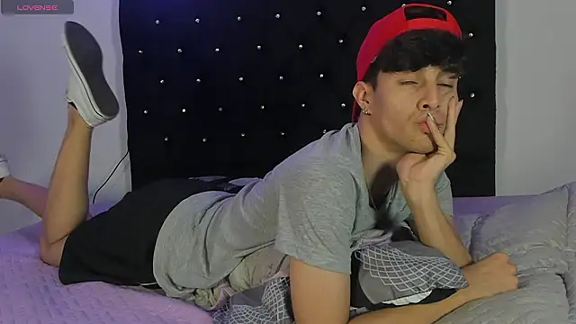 axxxel twink online show from 02-19-26, 01:35