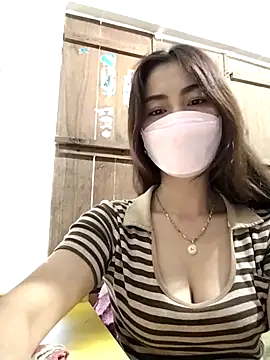 Baby-sexytits2026 online show from 04-15-26, 12:27