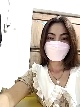 Baby-sexytits2026 online show from 04-05-26, 11:39