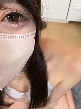 Snapshot of rinrin_xoxo chatting on 07-22-26, 05:15 rinrin xoxo online show from 07-22-26, 05:15