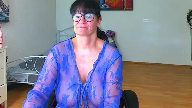 Sylly online show from 03-27-26, 10:05