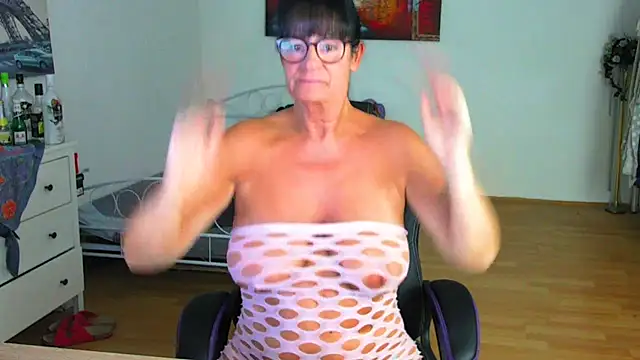 Sylly online show from 09-10-25, 06:45