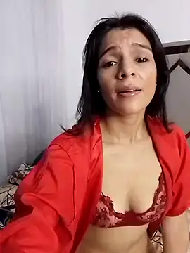 Snapshot of EvaMiranda chatting on 05-20-26, 03:14 EvaMiranda online show from 05-20-26, 03:14