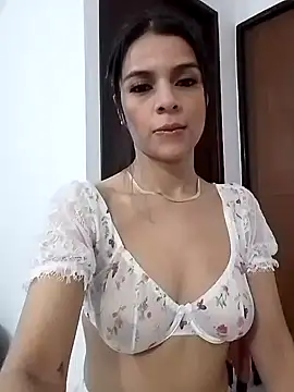 Snapshot of EvaMiranda chatting on 06-03-26, 02:56 EvaMiranda online show from 06-03-26, 02:56