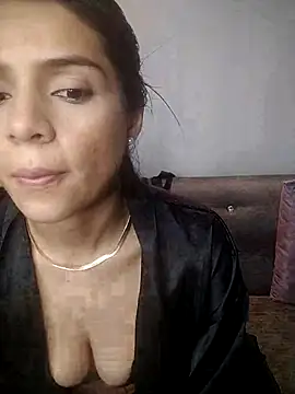 EvaMiranda online show from 03-26-26, 02:43