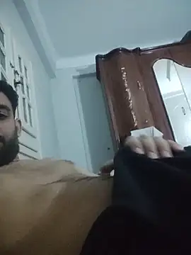 Snapshot of amirMohamed58 chatting on 02-03-26, 01:38 amirMohamed58 online show from 02-03-26, 01:38