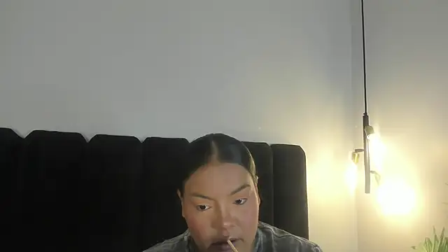 Amaranoir- online show from 04-10-26, 03:57