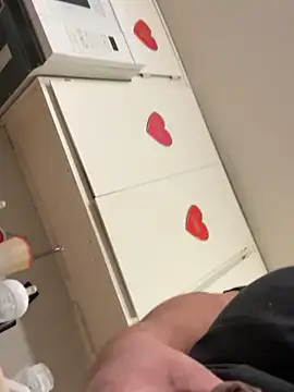 Skizm1986 online show from 02-11-26, 06:02