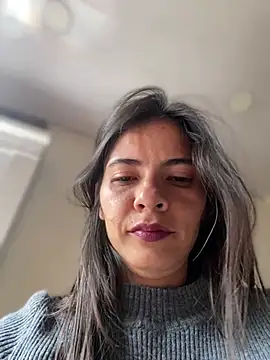 Snapshot of Esperanza_GS chatting on 07-21-26, 06:09 Esperanza GS online show from 07-21-26, 06:09