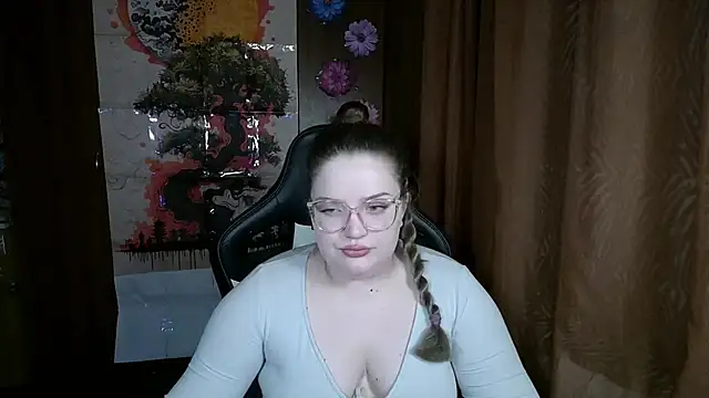 Teasing Dora online show from 04-13-26, 01:20