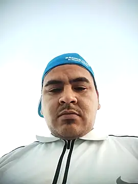 Snapshot of Sergiowooo chatting on 02-25-26, 10:20 Sergiowooo online show from 02-25-26, 10:20