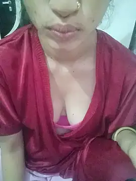 Snapshot of khushi_rawat chatting on 02-19-26, 02:41 khushi rawat online show from 02-19-26, 02:41