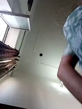 Snapshot of khushi_rawat chatting on 03-01-26, 03:06 khushi rawat online show from 03-01-26, 03:06