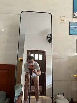 Snapshot of 9Dragon9 chatting on 02-15-26, 09:19 9Dragon9 online show from 02-15-26, 09:19