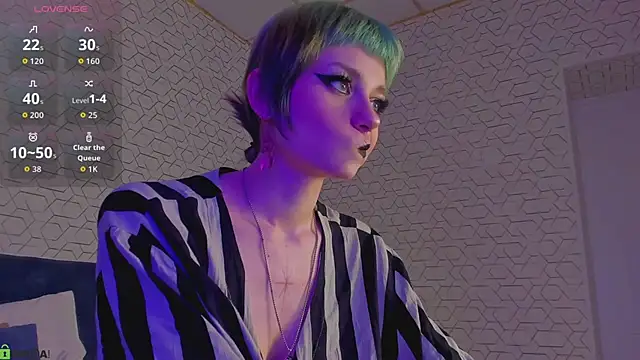 Scarle Whisper online show from 04-14-26, 09:25