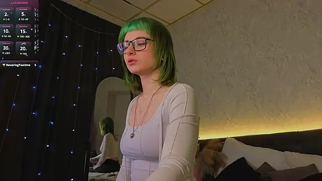 Scarle Whisper online show from 04-08-26, 01:07