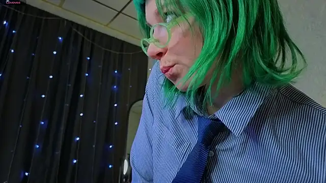 Scarle Whisper online show from 03-28-26, 01:06