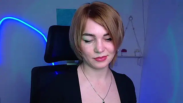 CuttieEmma online show from 02-12-26, 06:57