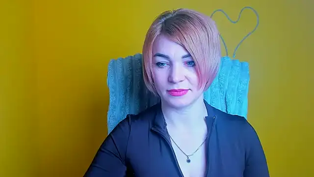 CuttieEmma online show from 04-05-26, 05:58