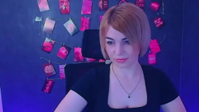 CuttieEmma online show from 04-18-26, 11:45