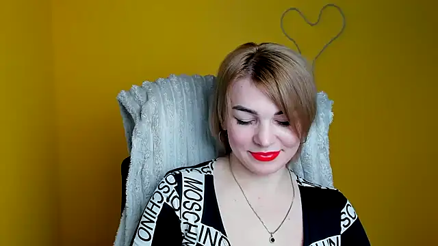 CuttieEmma online show from 02-07-26, 06:54