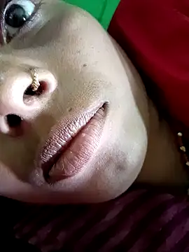 Snapshot of Priyakoli4568 chatting on 03-29-26, 07:43 Priyakoli4568 online show from 03-29-26, 07:43