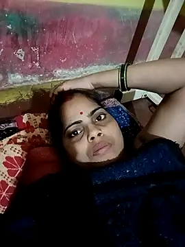 Snapshot of Priyakoli4568 chatting on 02-19-26, 02:47 Priyakoli4568 online show from 02-19-26, 02:47