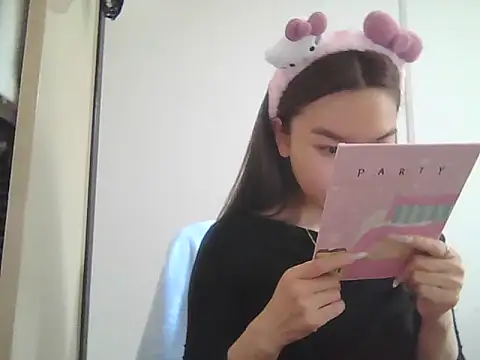 leilei660 online show from 03-11-26, 06:18