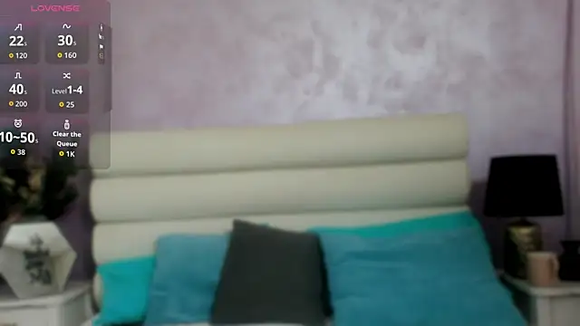 Snapshot of AriaRyx chatting on 07-27-26, 03:46 AriaRyx online show from 07-27-26, 03:46