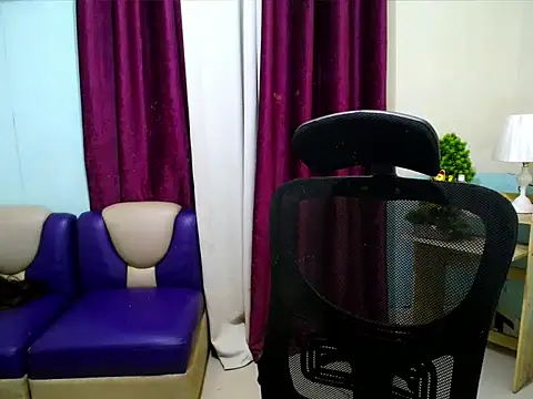 Snapshot of devine_goddess chatting on 05-05-26, 11:35 devine goddess online show from 05-05-26, 11:35