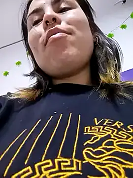 Kennya Rodriguez online show from 03-11-25, 11:33