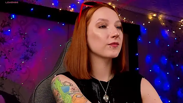 Vamp Mila online show from 04-13-26, 01:37