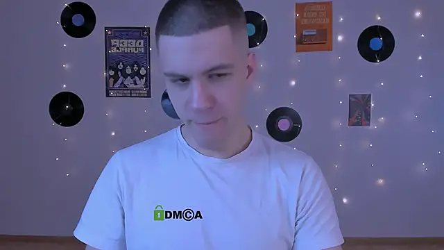 Snapshot of neo_raze chatting on 03-03-26, 08:27 neo raze online show from 03-03-26, 08:27