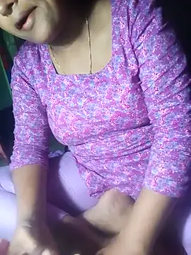 Romantic-Couple999 online show from 03-26-26, 08:29