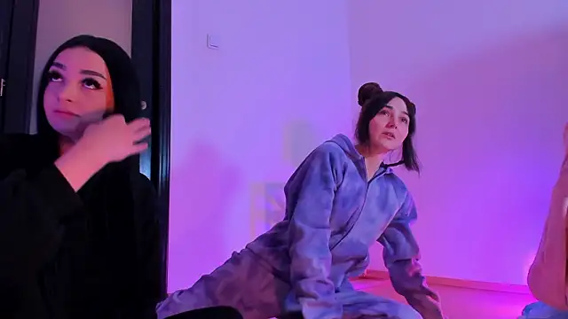 Peanaughty online show from 02-10-26, 05:50