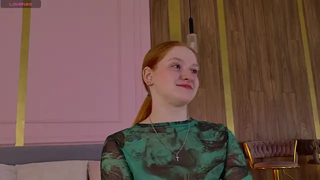 AmandaWatts online show from 04-17-26, 10:18