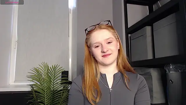 AmandaWatts online show from 02-21-26, 06:37