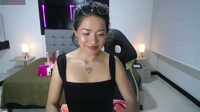 Lynn turner online show from 03-08-26, 02:04