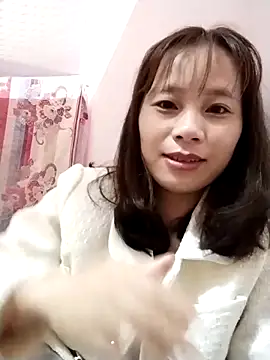 Snapshot of -Bami- chatting on 02-14-26, 09:48 -Bami- online show from 02-14-26, 09:48