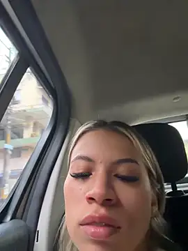 Snapshot of Mia_Rosee1 chatting on 07-22-26, 10:45 Mia Rosee1 online show from 07-22-26, 10:45